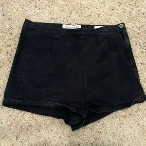 Bullhead hot short shorts size 7